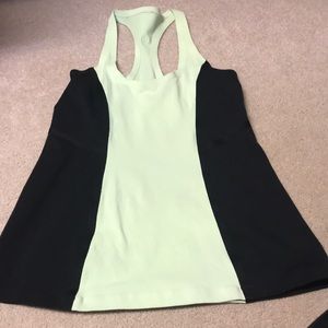 Lululemon tank